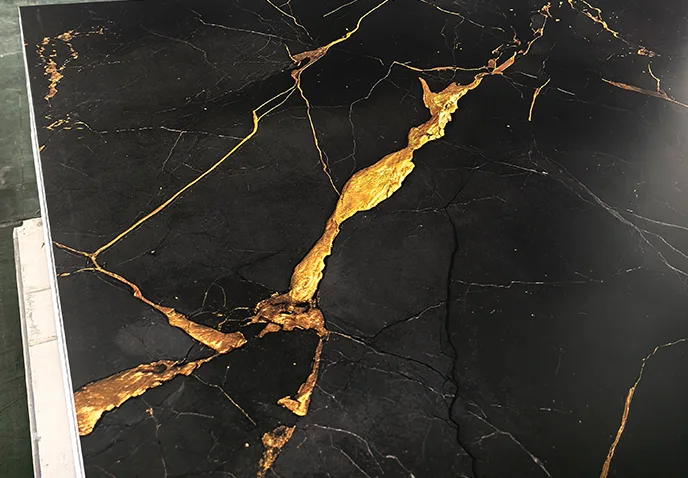 Ang mga bentahe ng Carbon Crystal Wall Panel.