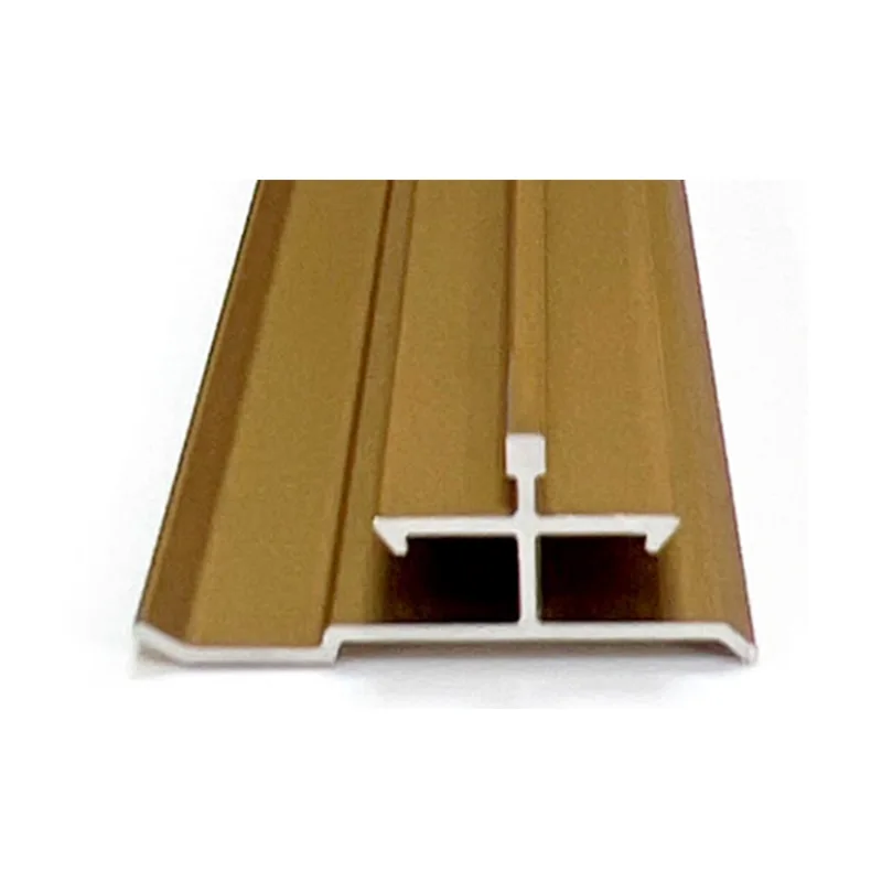 T-shaped na Trim